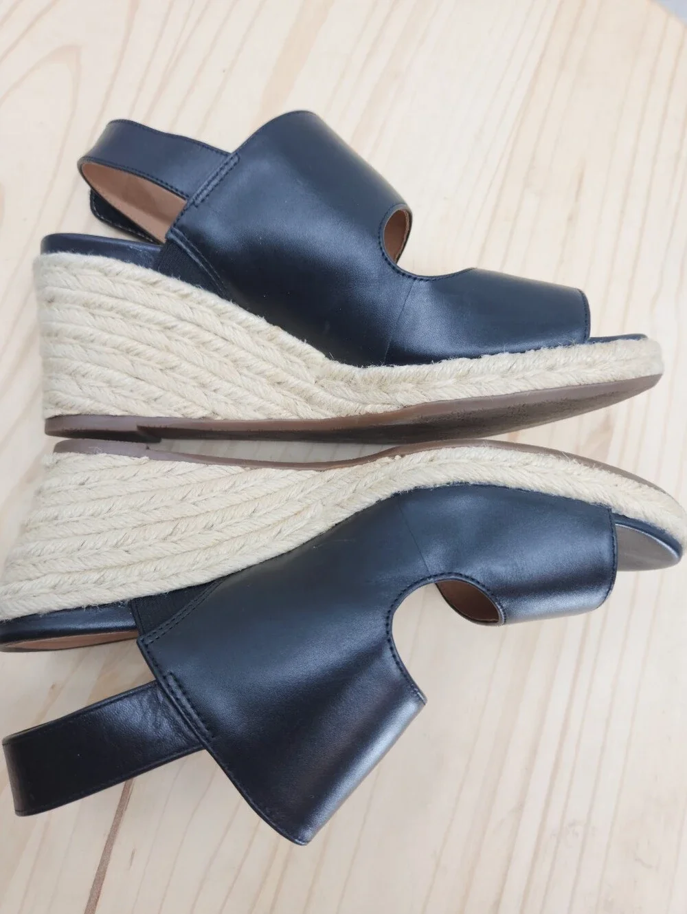 Vionic Brooke Wedge Sandal Size 7.5 Black Leather Espadrille Slingback